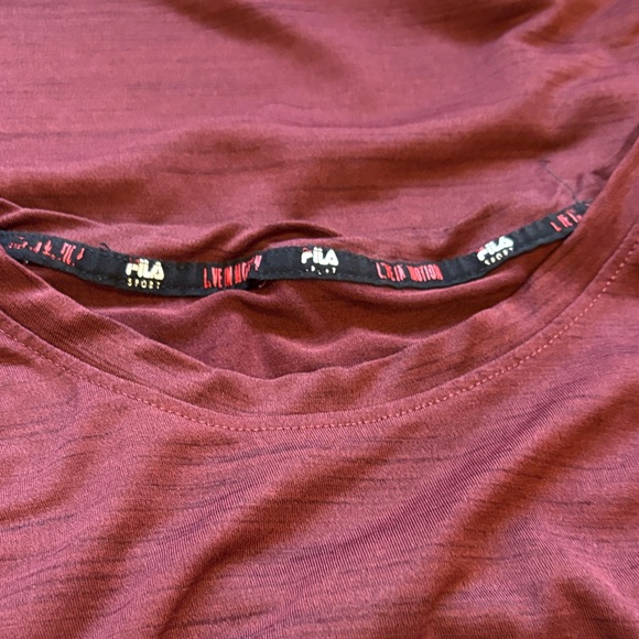 Fila Burgundy Crew Neck Tee - see measurements - Picture 8 of 8